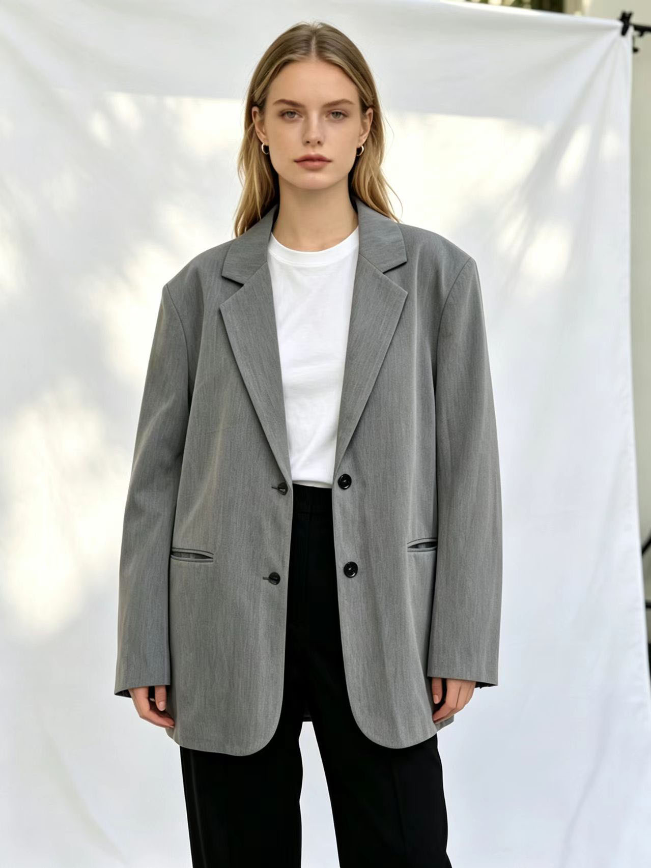 微信图片_20260716221603_373_184 Double Breasted Oversized Gray Blazer - Image 1